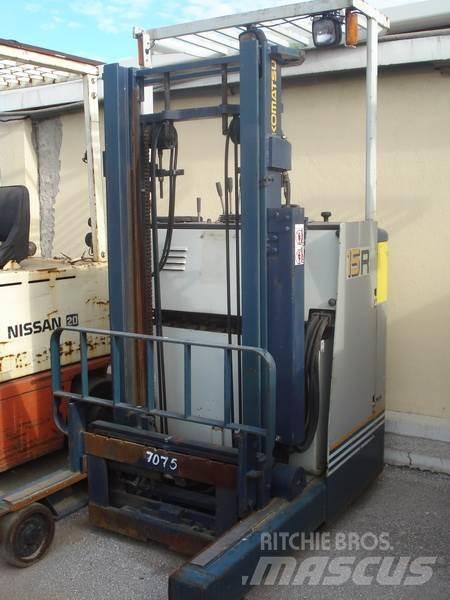Komatsu FB15RS-8 Nisko podizni električni viličar