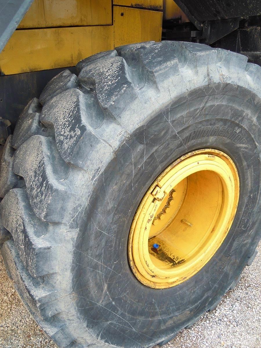 Komatsu WA430- 6E0 Utovarivači na kotačima