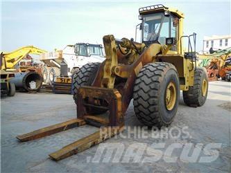 Komatsu WA500-1 Utovarivači na kotačima