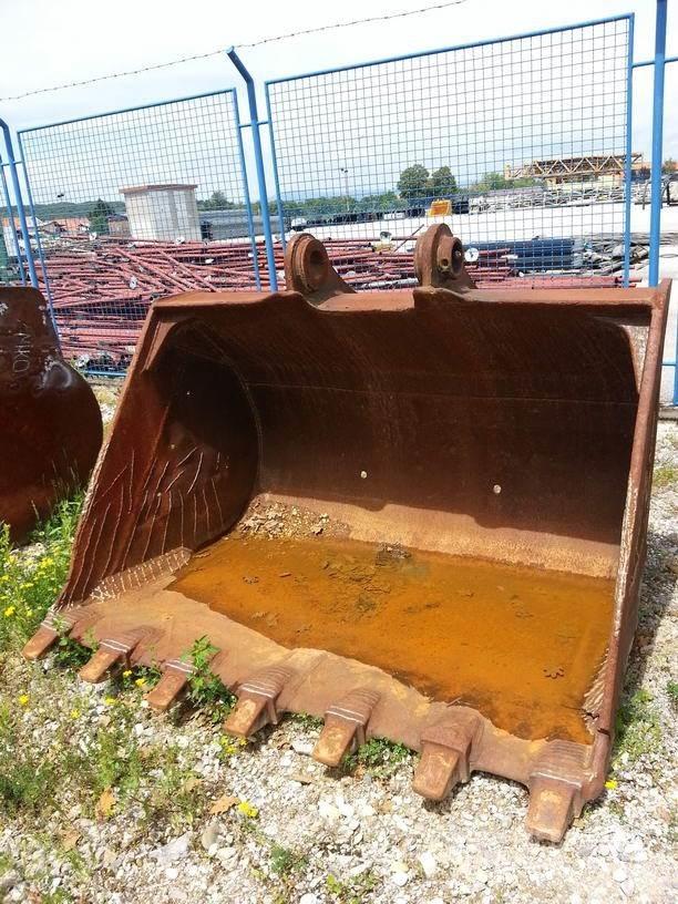  KORPA / BUCKET 1350mm Ostalo