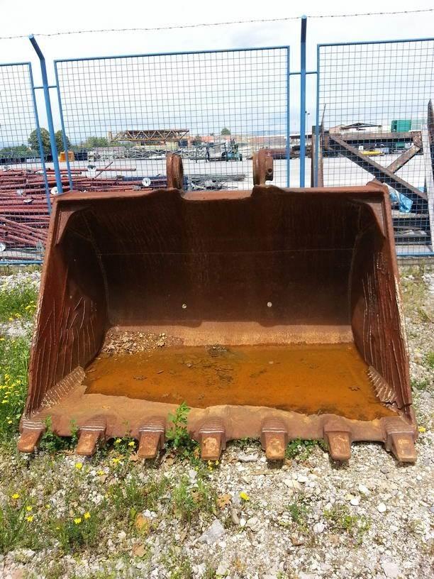  KORPA / BUCKET 1350mm Ostalo