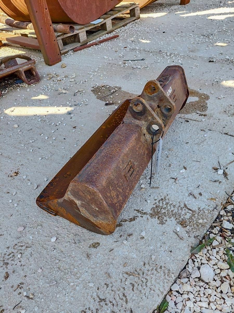  KORPA BUCKET 700mm Građevinarstvo – ostalo