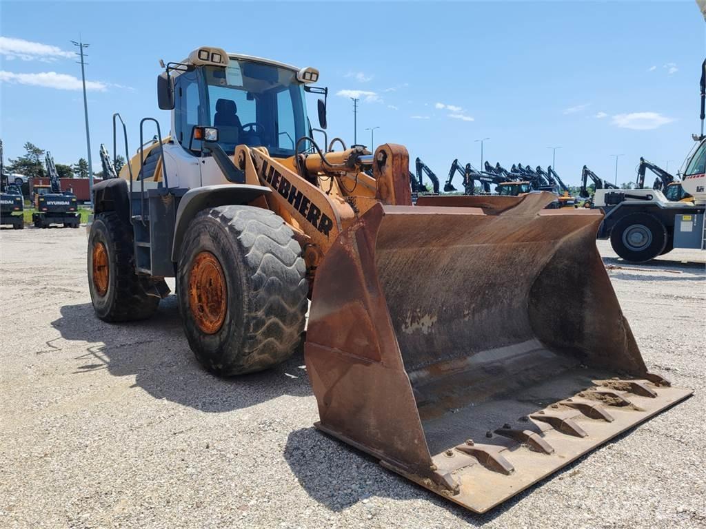 Liebherr L566 Utovarivači na kotačima