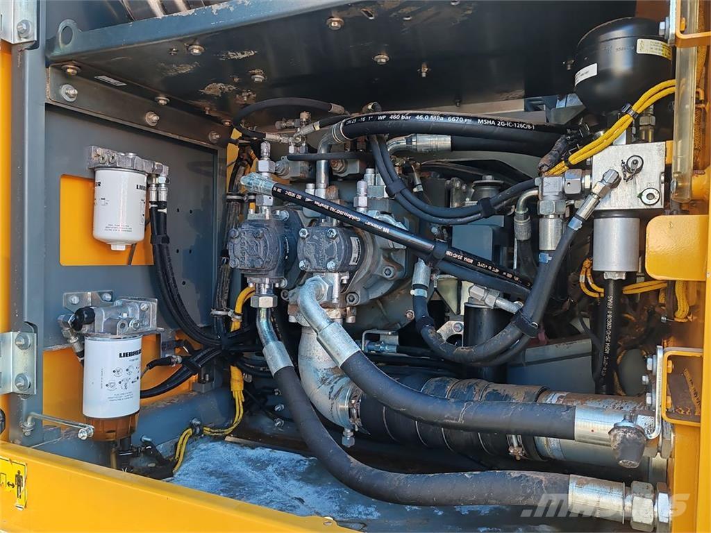 Liebherr R924 NLC Bageri gusjeničari