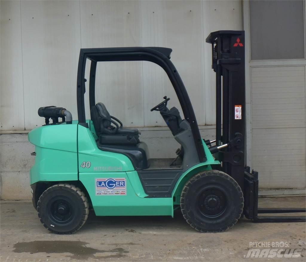 Mitsubishi FD40N Dizelski viličari