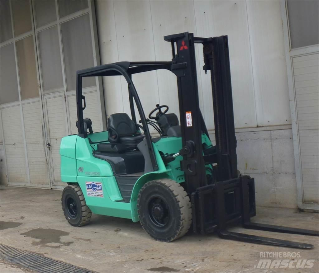 Mitsubishi FD40N Dizelski viličari