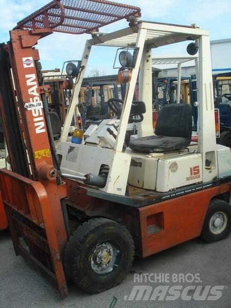 Nissan H01A15 Plinski viličari
