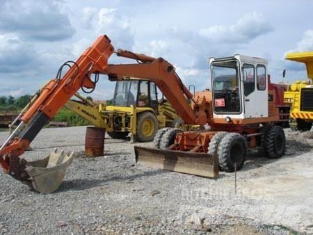 Schaeff HML 40 Bageri na kotačima