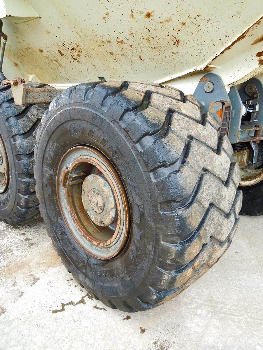 Terex TA300 Zglobni demperi