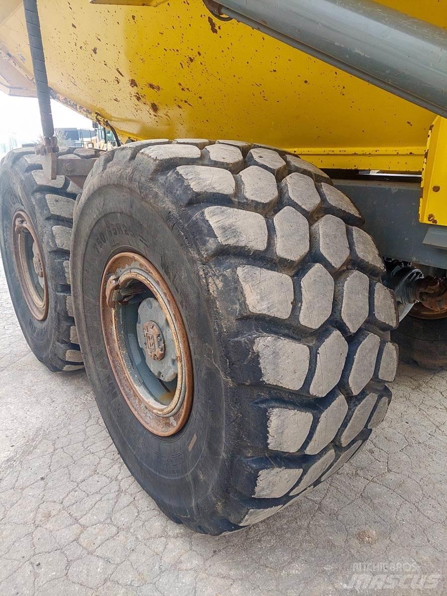 Terex TA300 Zglobni demperi