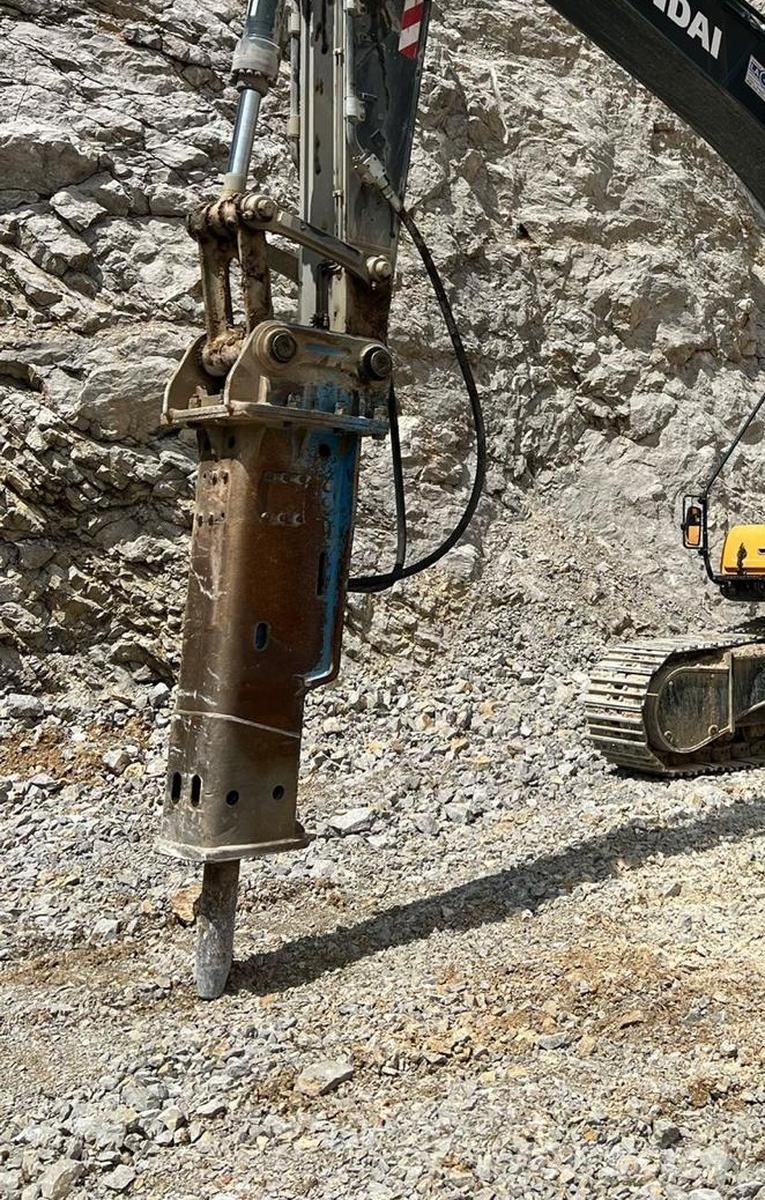 Titan SG2500S Hidraulični čekići za nabijanje stupova