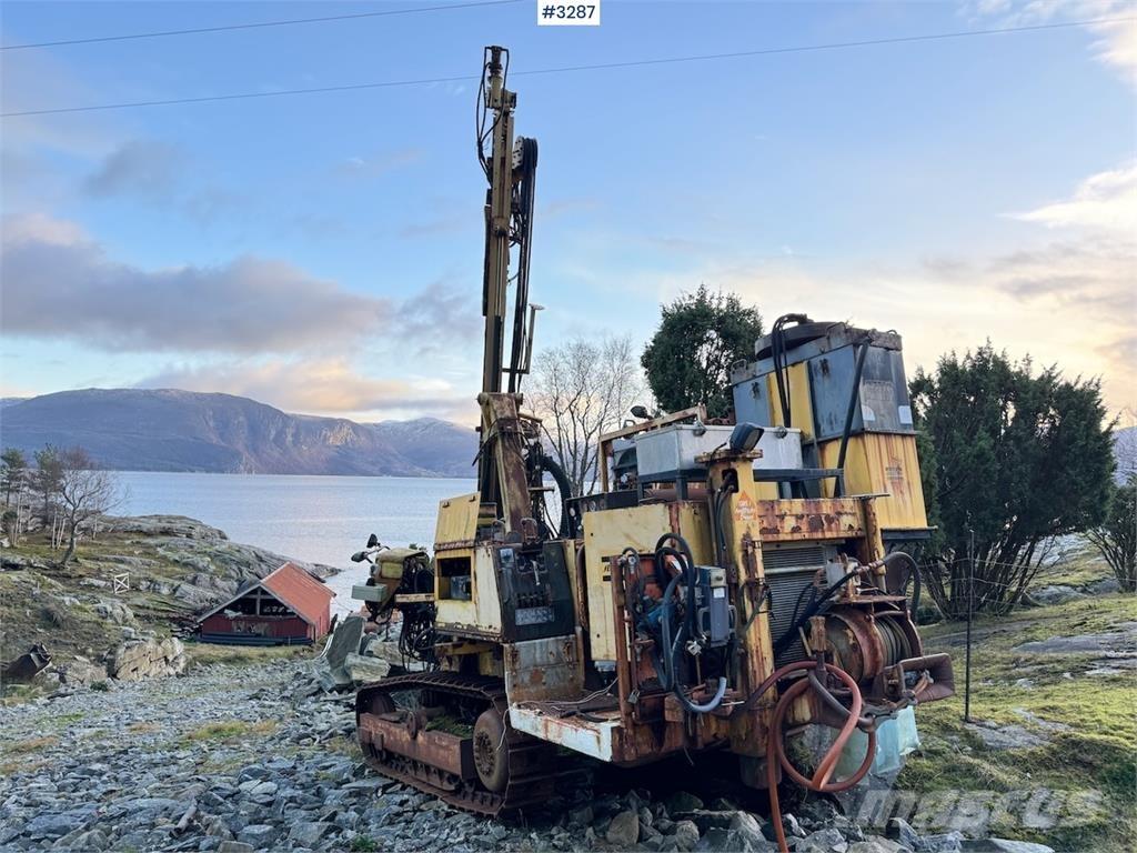 Atlas 712- HC-01 Drugi strojevi i priključci za obradu zemlje