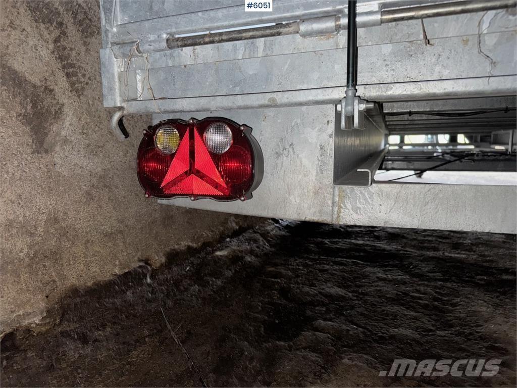 Bateson 26PL Auto  prikolice