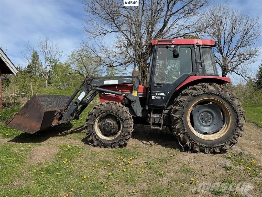 Case IH 685 XL Traktori