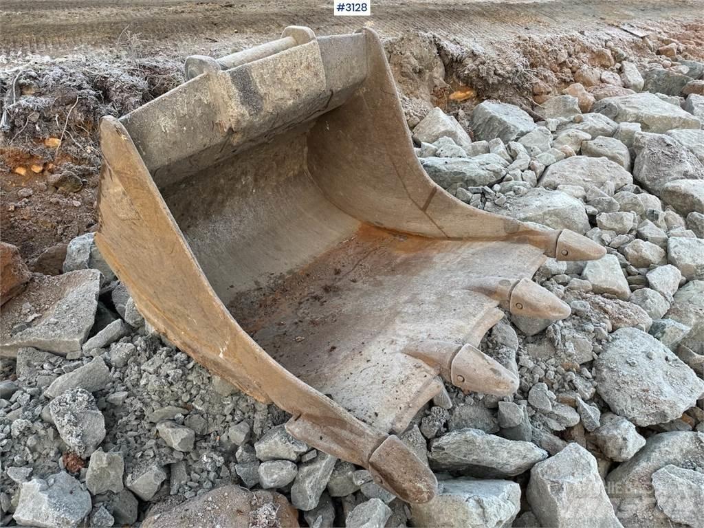 CAT 323-07A Bageri gusjeničari