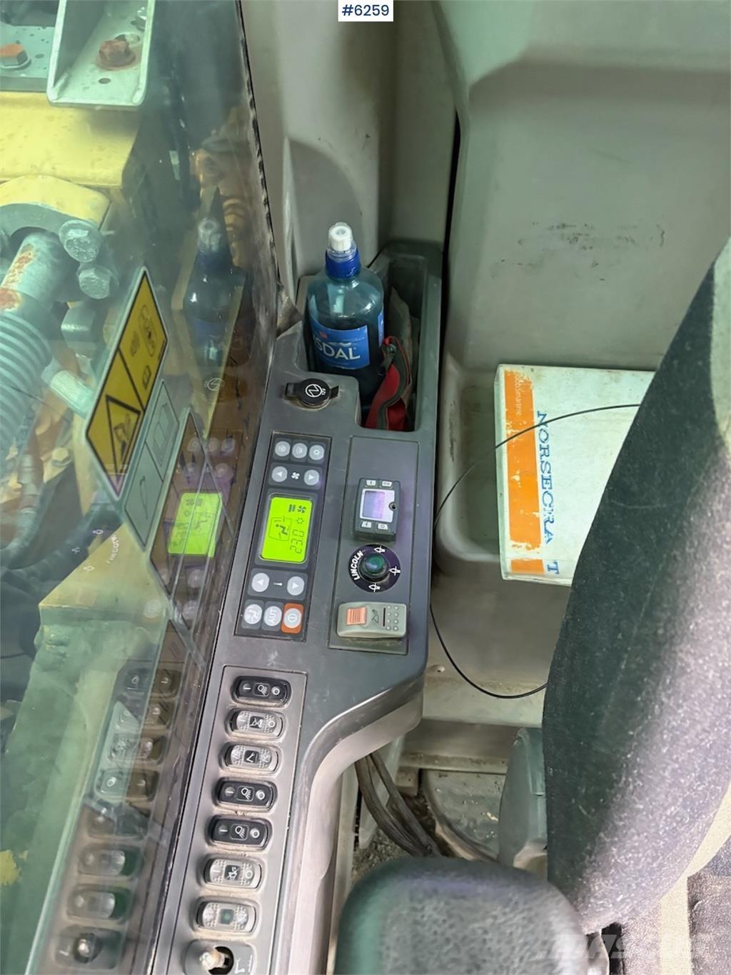 CAT 324 E Bageri gusjeničari