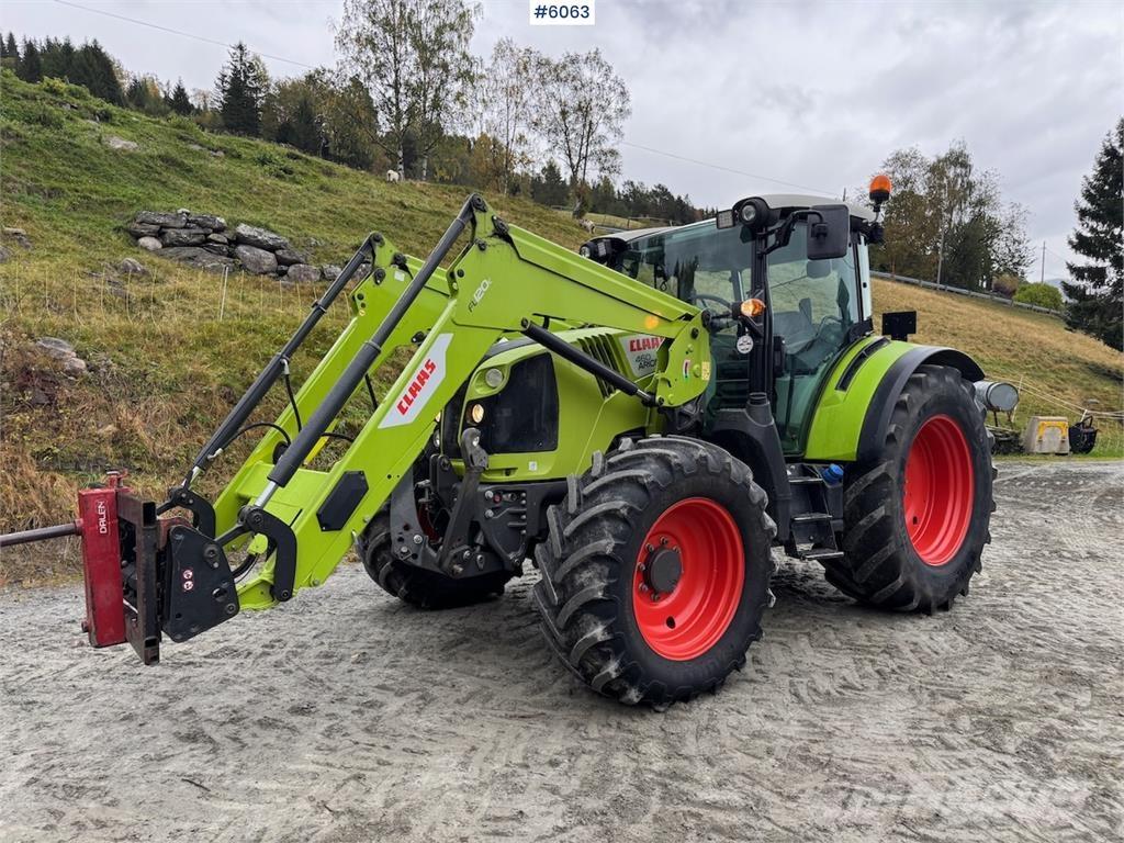CLAAS Arion 460 Traktori