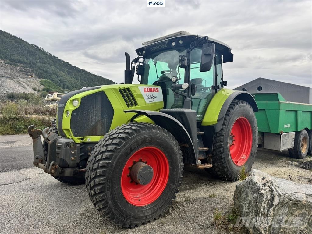 CLAAS Arion 660 Traktori