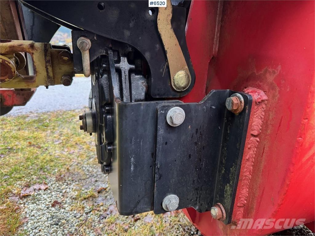 Dalen 2010-D Sniježne daske i  plugovi