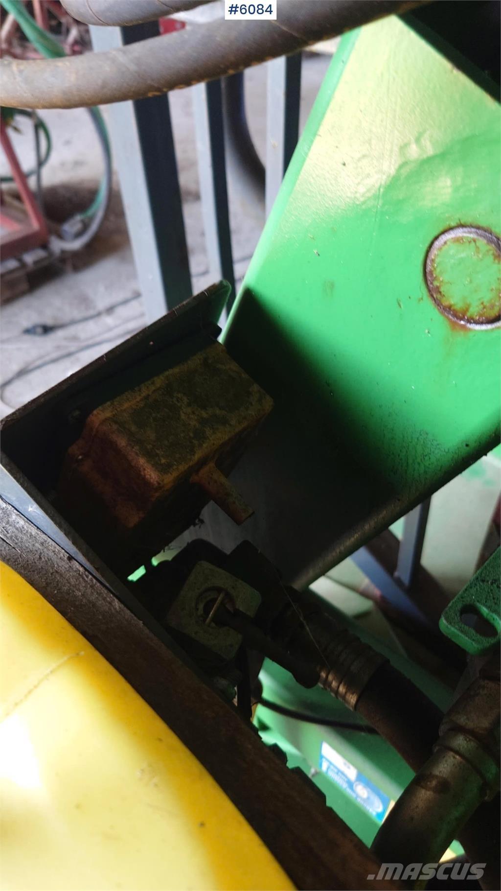 Farma T10 Prikolice za stabla