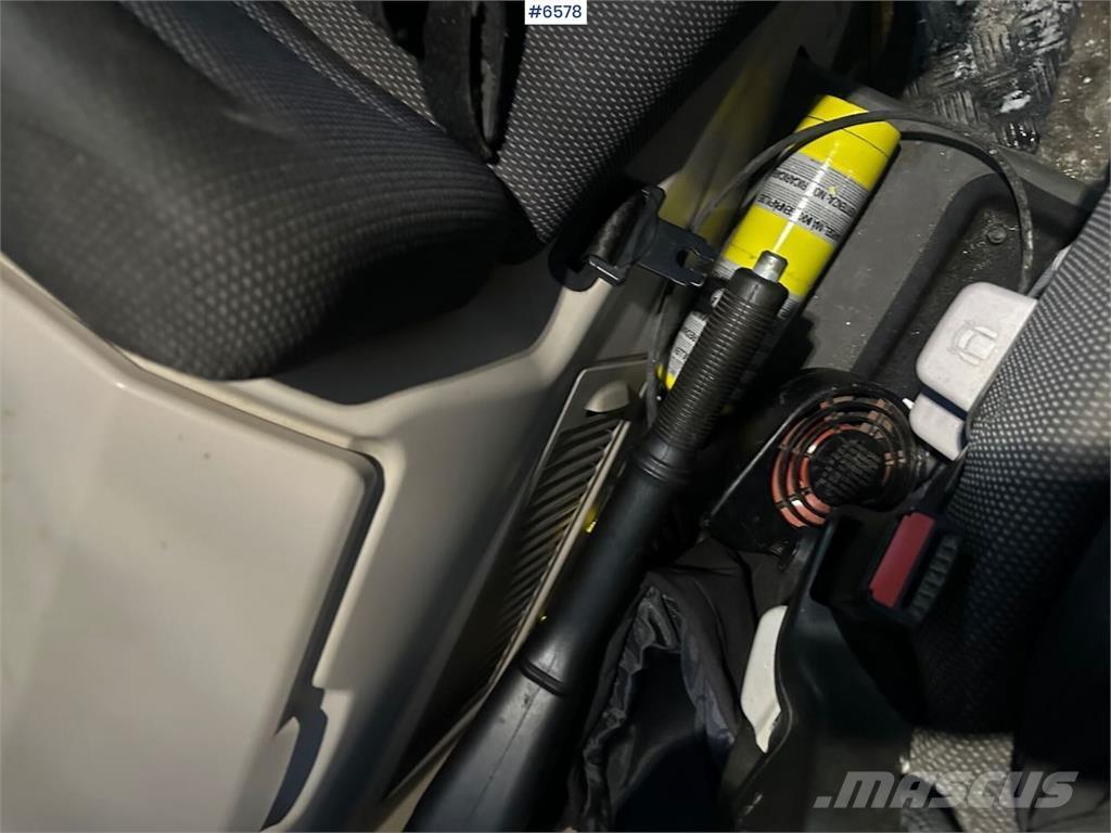 Fendt 313S4 Traktori