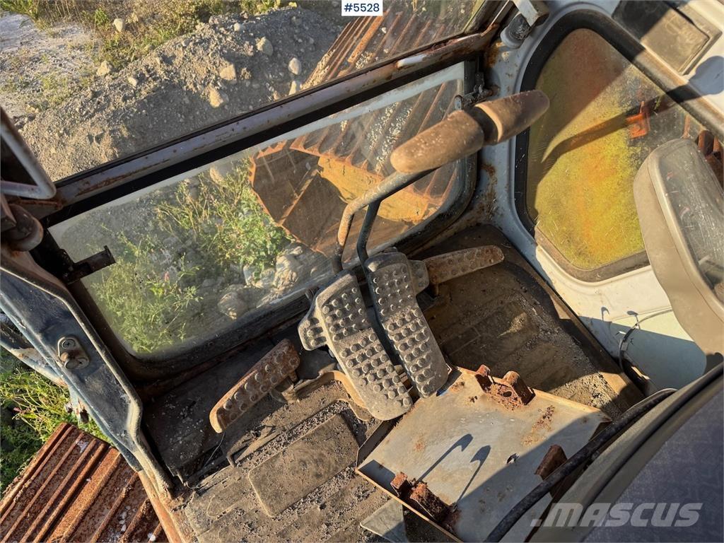 Hitachi EX120-2 Bageri gusjeničari