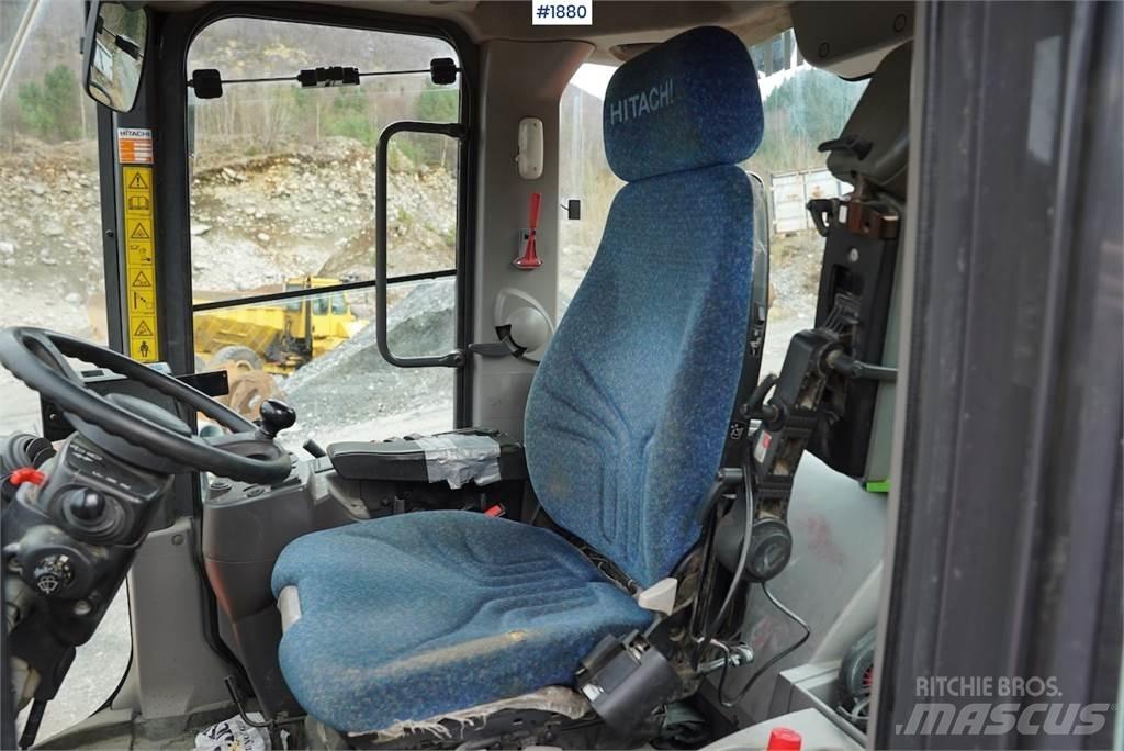 Hitachi ZW220 Utovarivači na kotačima
