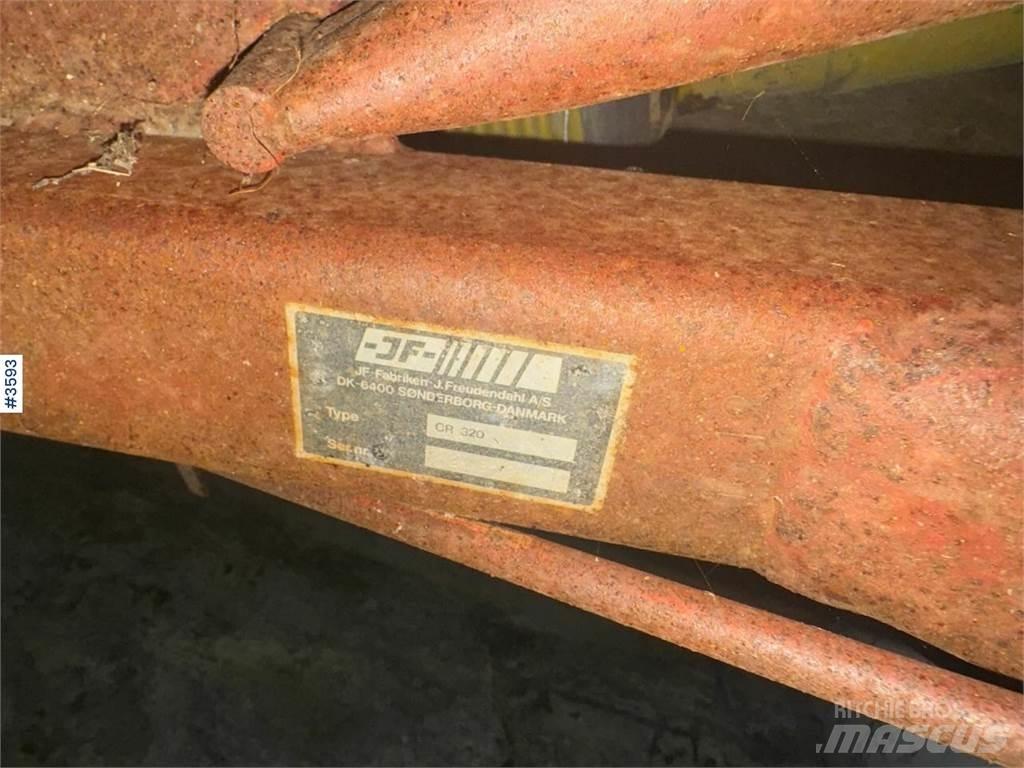 JF CR 320 Ostala oprema za žetvu