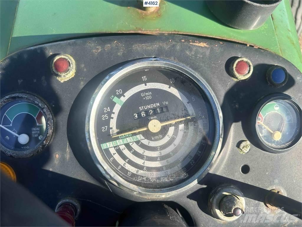 John Deere 1020 Traktori