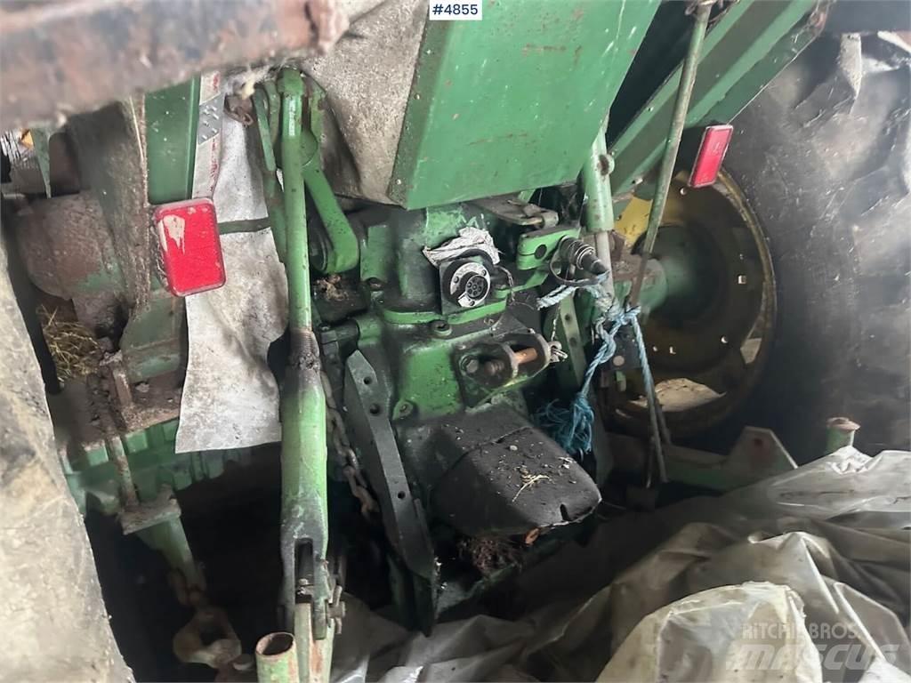 John Deere 1030 Traktori