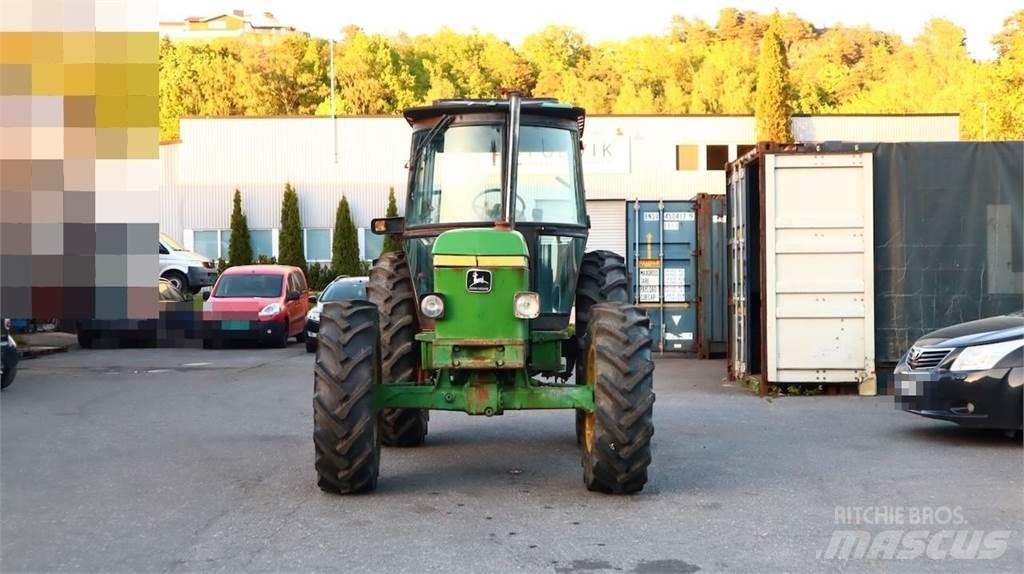 John Deere 2040 Traktori