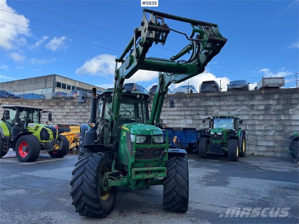 John Deere 6130M Traktori