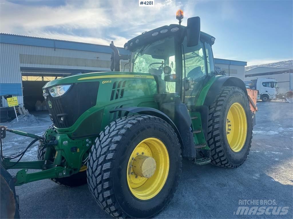 John Deere 6195R Traktori