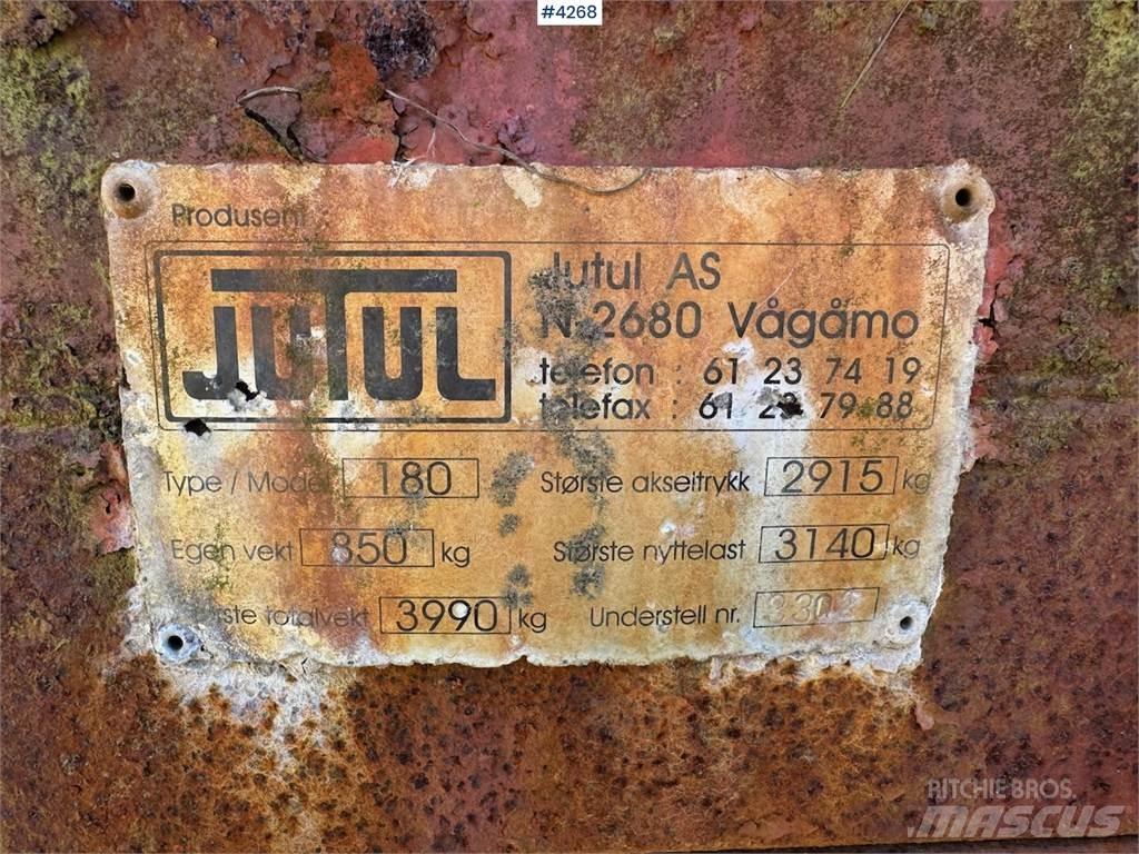 Jutul 180 Prikolice za zrno