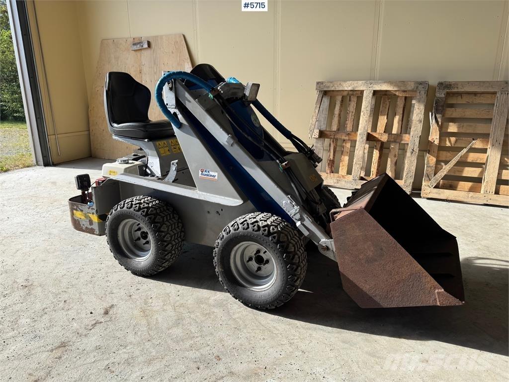 Multione F14B Višenamjenski utovarivači