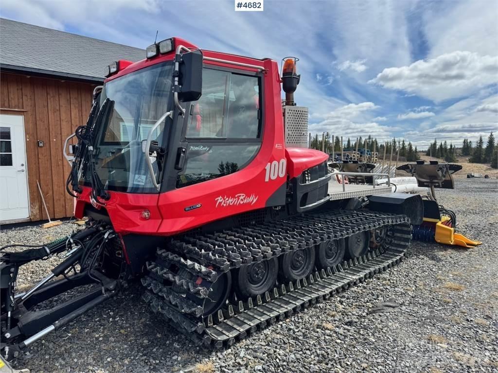  Pisten Bully 100 Sniježne daske i  plugovi