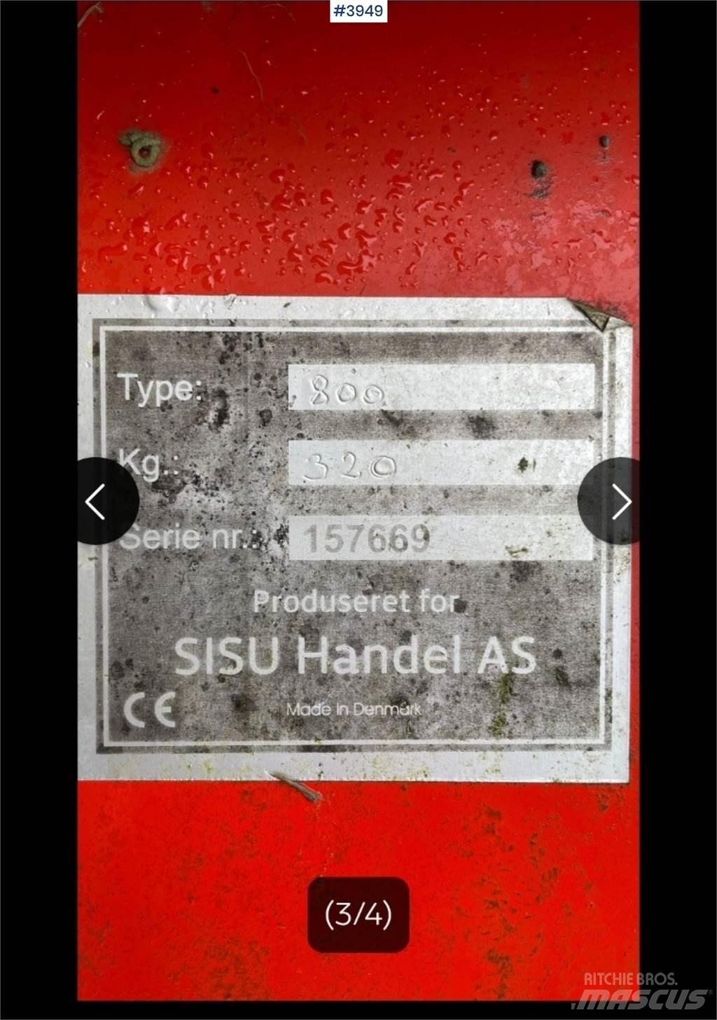 Sisu 800 Ostali strojevi za ceste i snijeg
