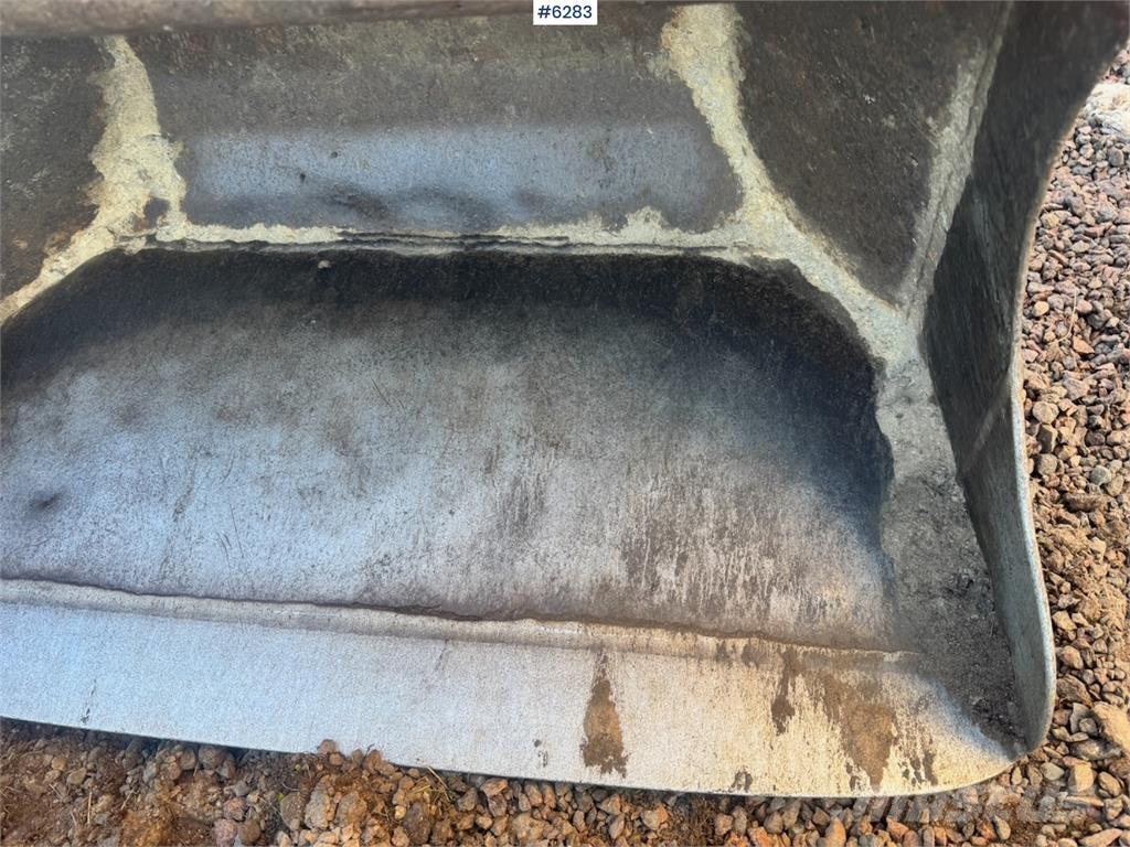 Takeuchi TB219 Bageri gusjeničari