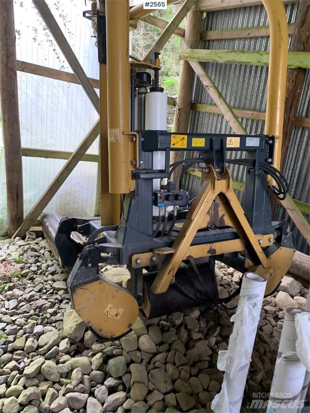  Tanko 1510S Ostala oprema za žetvu stočne hrane