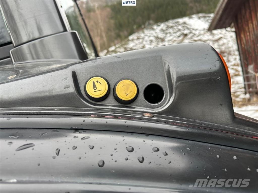 Valtra T190 Traktori