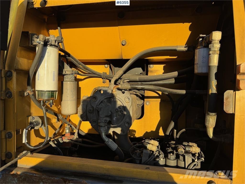 Volvo EC240BNLC Bageri gusjeničari