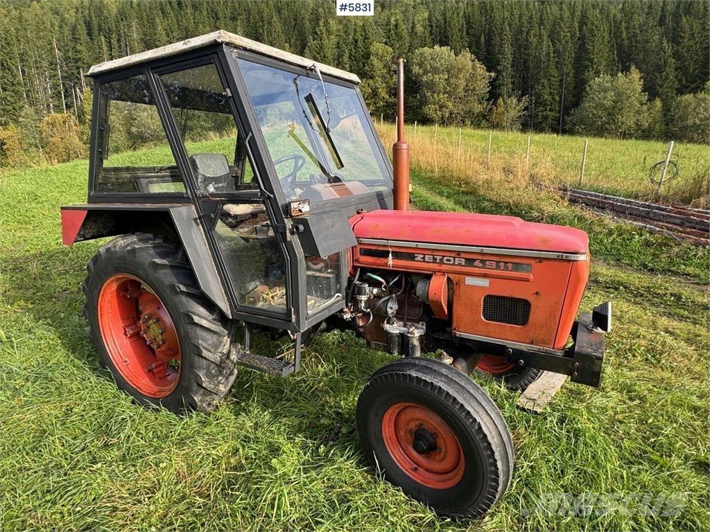 Zetor 4911 Traktori