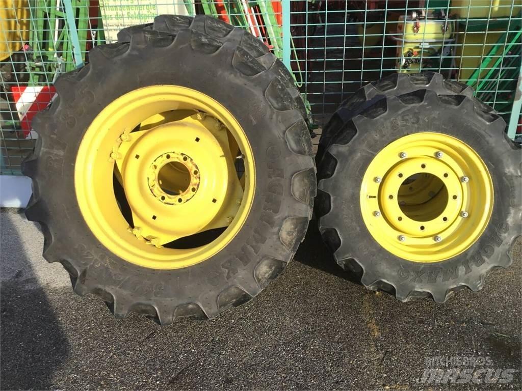  280/85R20 - 340/85R28 Gume, kotači i naplatci