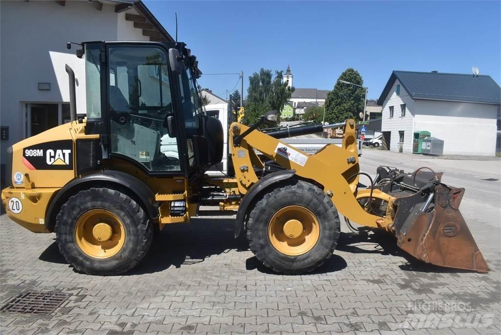 CAT 908M Utovarivači na kotačima