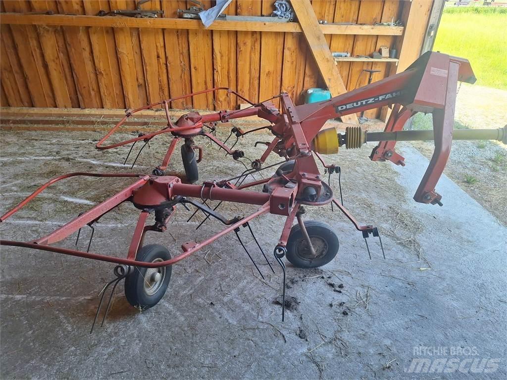Deutz-Fahr  Okretači i sakupljači sijena