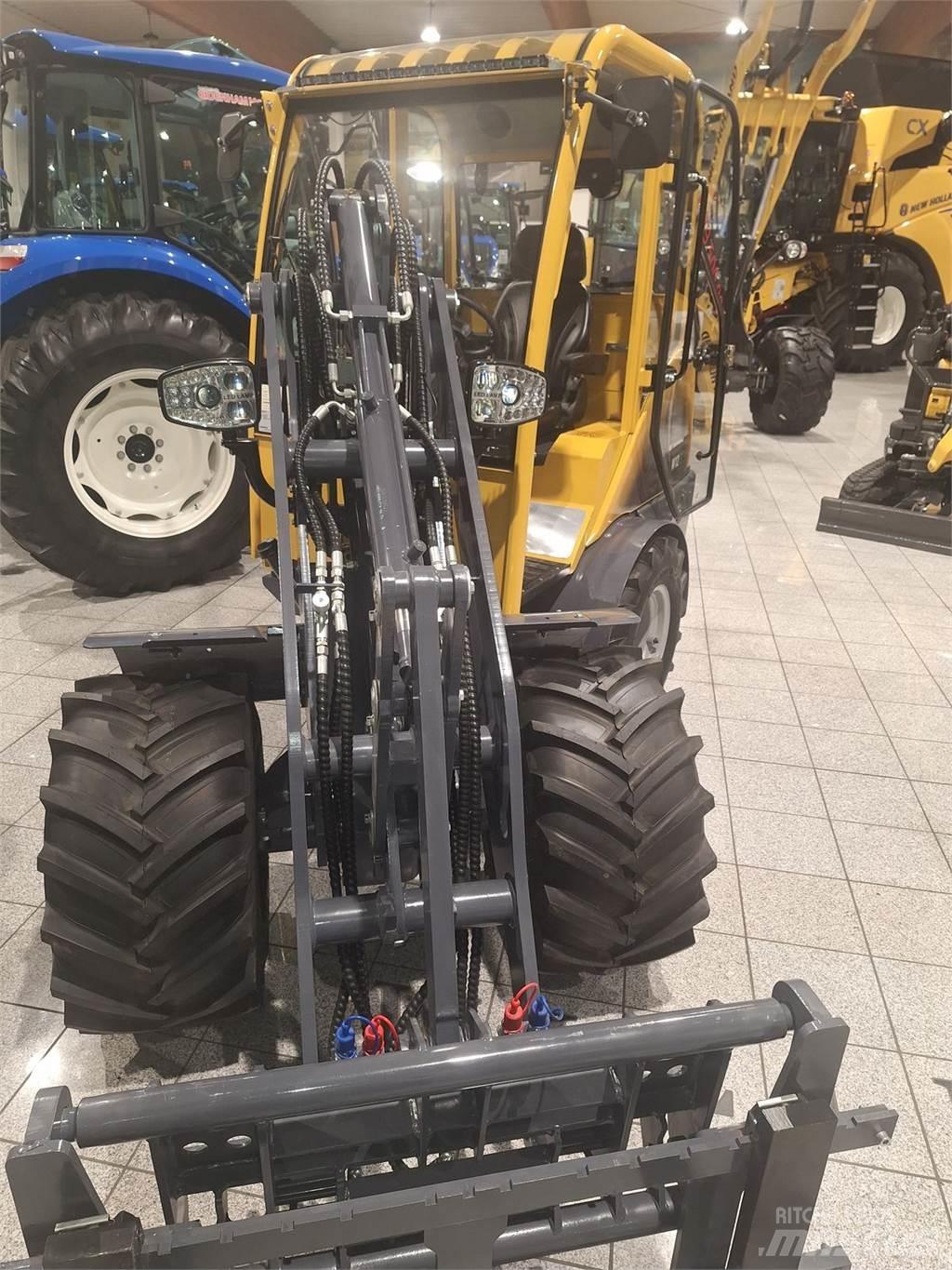 Eurotrac W12S Prednji utovarivači i bageri