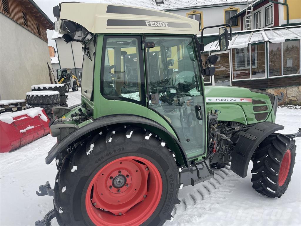 Fendt 210 Vario F Traktori
