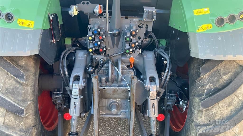 Fendt 513 Vario Traktori