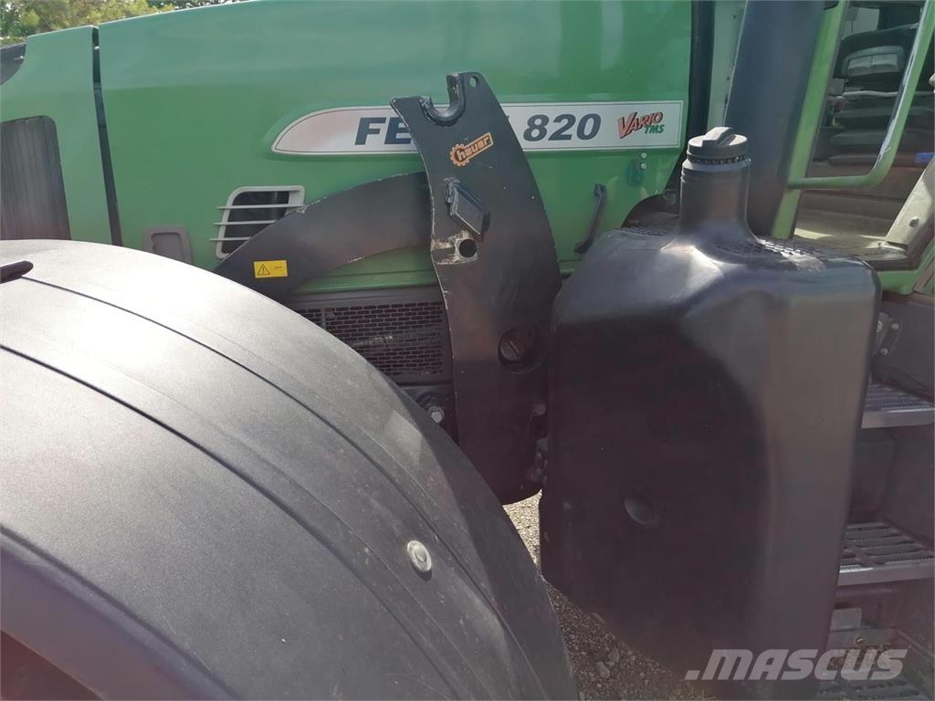 Fendt 820 Vo Vario Traktori
