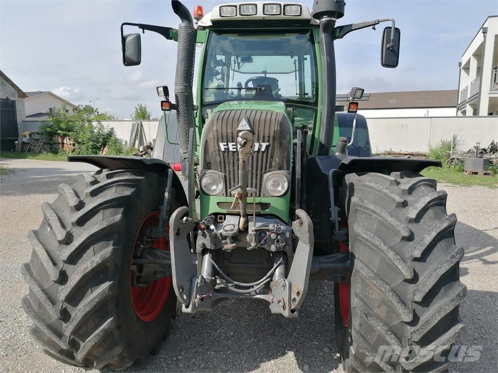 Fendt 820 Vo Vario Traktori